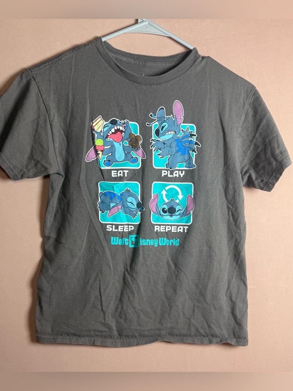 Disney Lilo & Stitch Graphic "Eat, Play, Sleep, Repeat" T-shirt Kids Size M